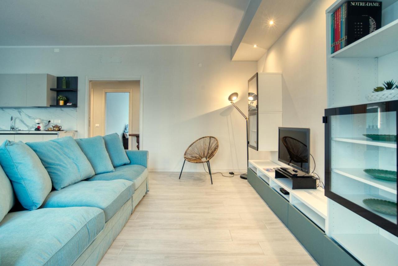 Caseospitali - Casa Janas, Elegante Trilocale Per 5 In Zona Centrale Milán Exterior foto