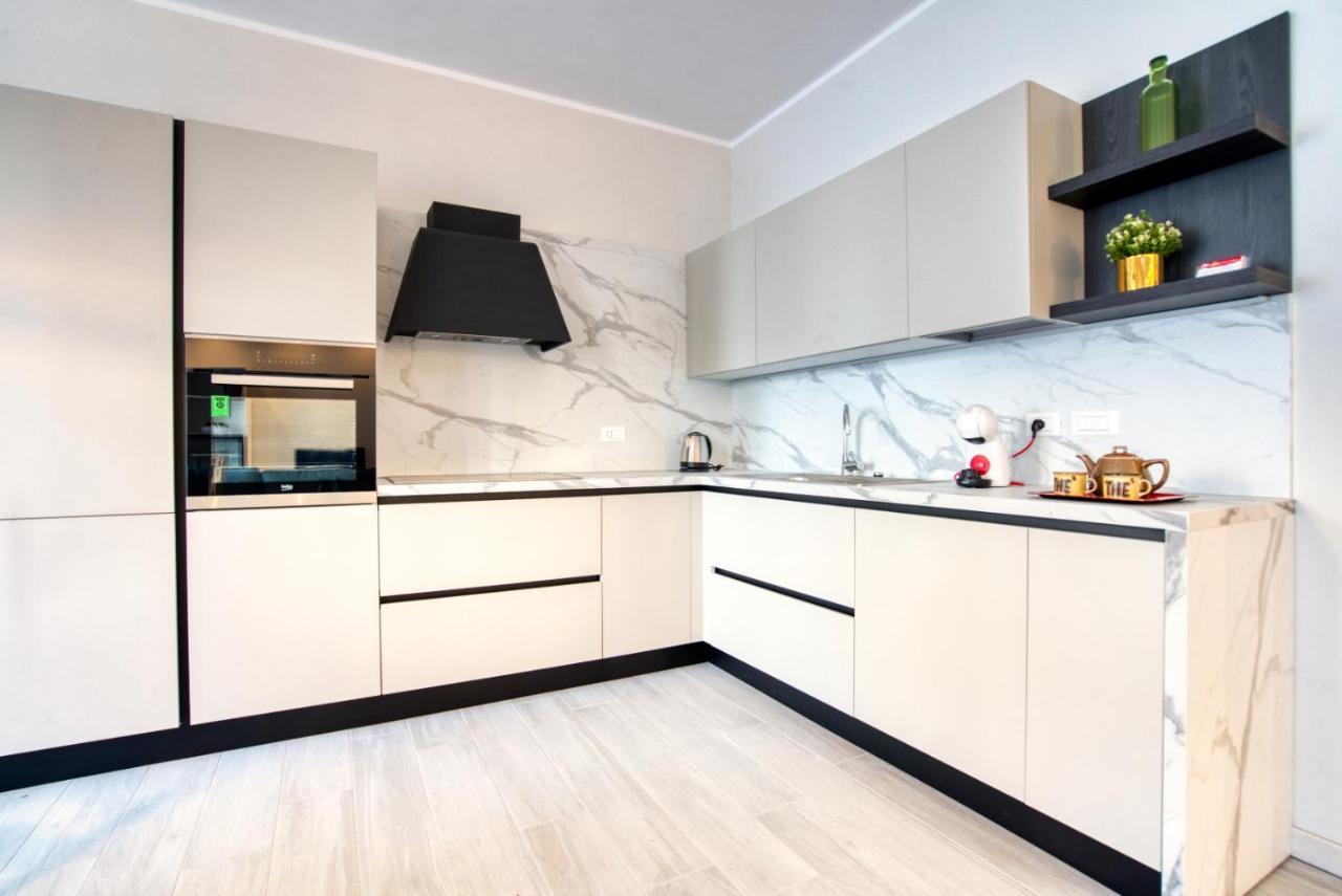 Caseospitali - Casa Janas, Elegante Trilocale Per 5 In Zona Centrale Milán Exterior foto
