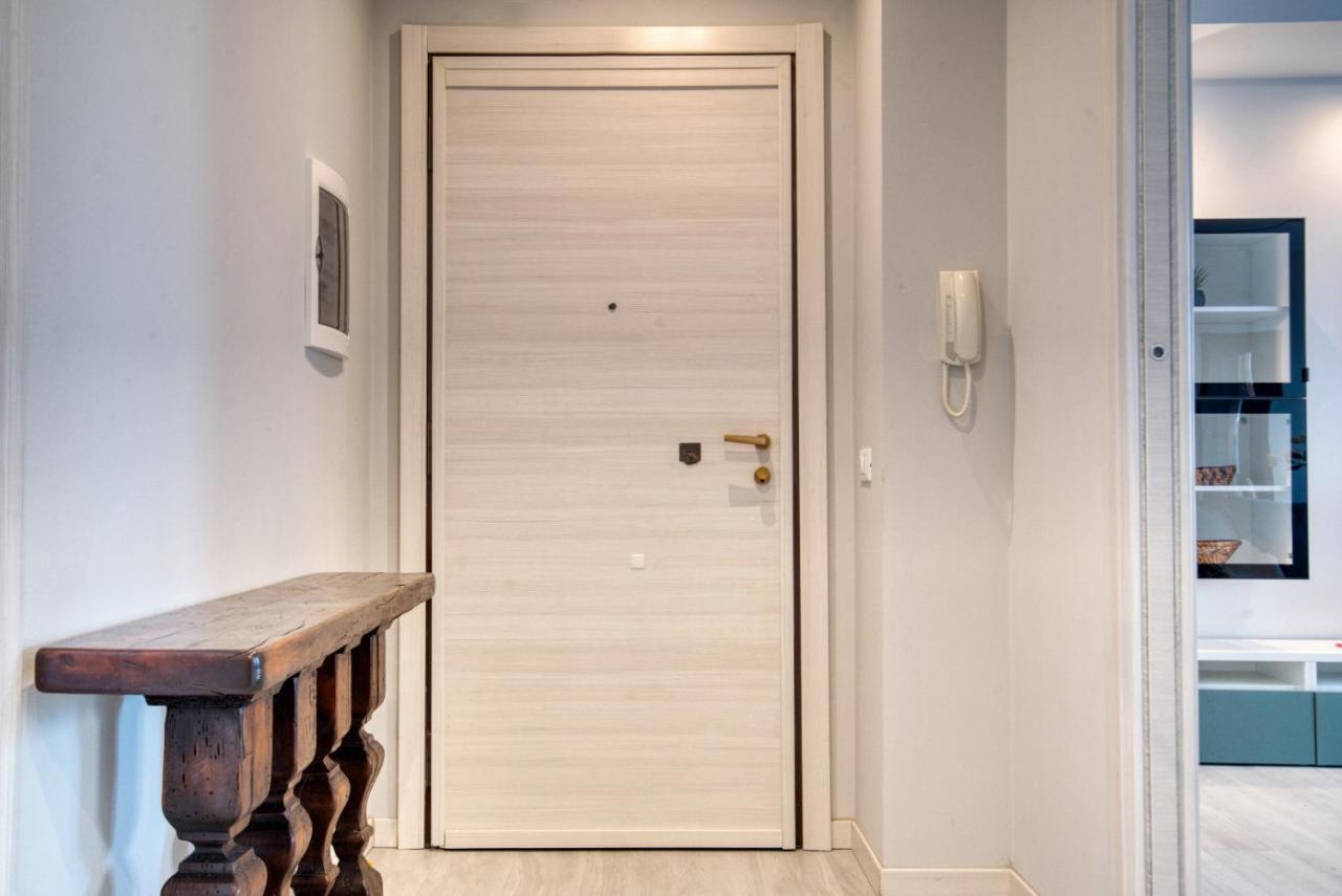 Caseospitali - Casa Janas, Elegante Trilocale Per 5 In Zona Centrale Milán Exterior foto