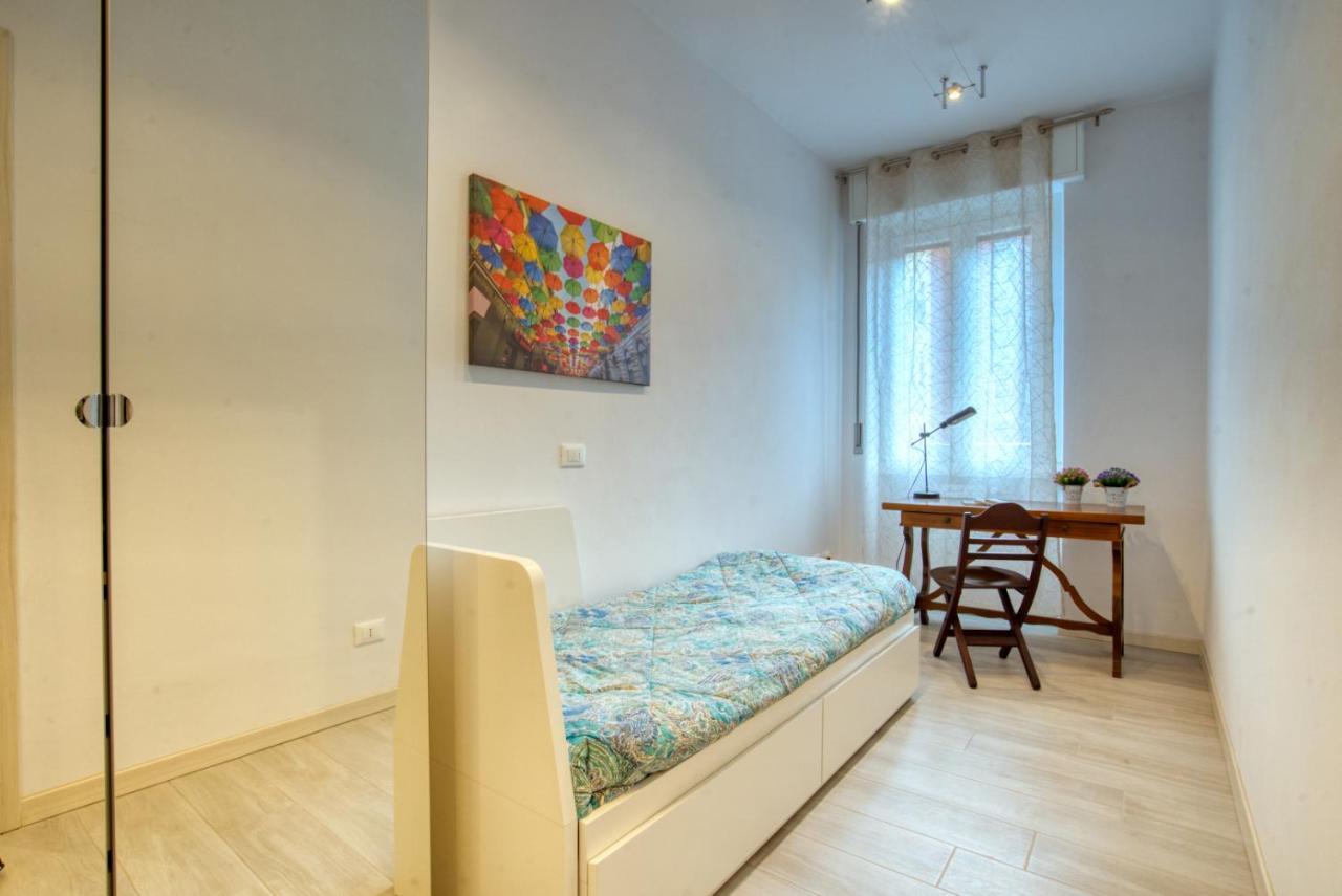 Caseospitali - Casa Janas, Elegante Trilocale Per 5 In Zona Centrale Milán Exterior foto